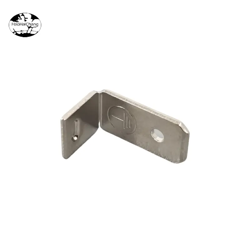 HHC-1142 Right angle ground lug